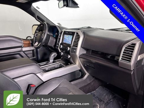 Used 2015 Ford F150 Platinum w/ Equipment Group 701A Luxury AWD/4WD image 30
