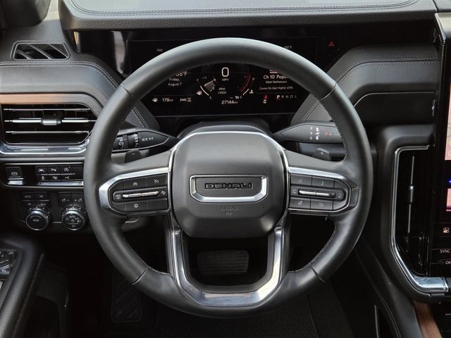 Used 2025 GMC Yukon Denali AWD/4WD image 19