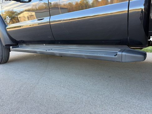 Used 2013 Ford F450 Lariat w/ Lariat Interior Pkg image 10