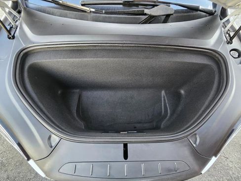 Used 2023 Tesla Model X image 25