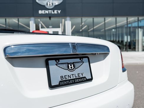 Used 2018 Rolls-Royce Dawn RWD image 10