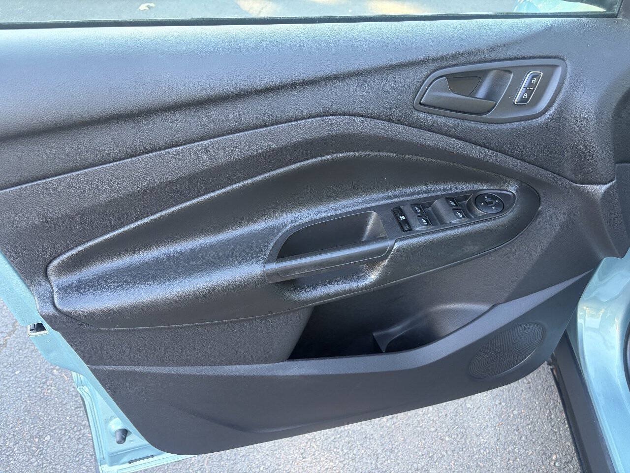 Used 2013 Ford Escape S FWD image 11