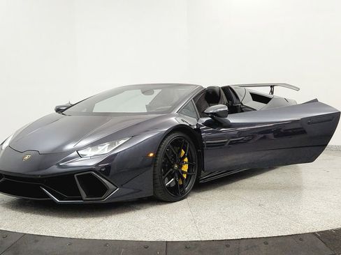 Used 2016 Lamborghini Huracan LP 610-4 AWD/4WD image 9