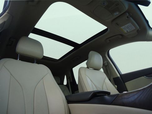 Used 2016 Lincoln MKX Reserve w/ Climate Package image 27