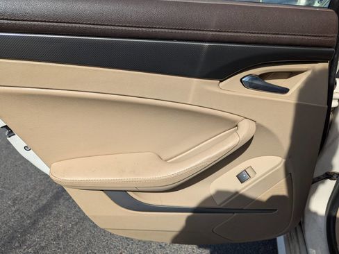 Used 2013 Cadillac CTS Luxury RWD image 11
