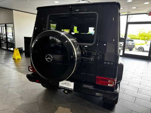 Used 2017 Mercedes-Benz G 63 AMG 4MATIC image 4