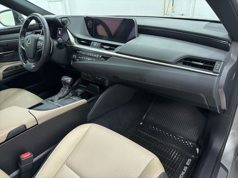 Used 2020 Lexus ES 350 w/ Premium Package image 30