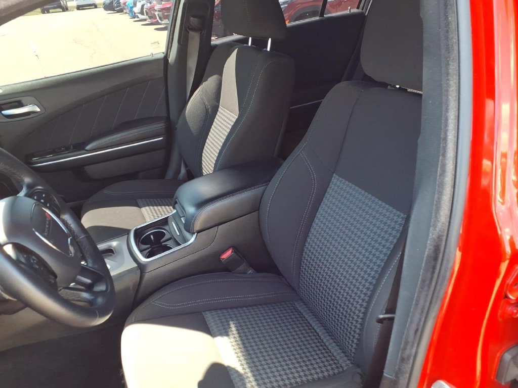Used 2023 Dodge Charger SXT AWD/4WD image 18