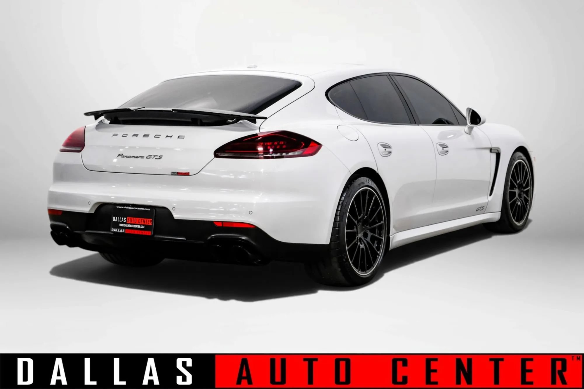 Used 2015 Porsche Panamera GTS w/ Premium Package Plus AWD/4WD image 5