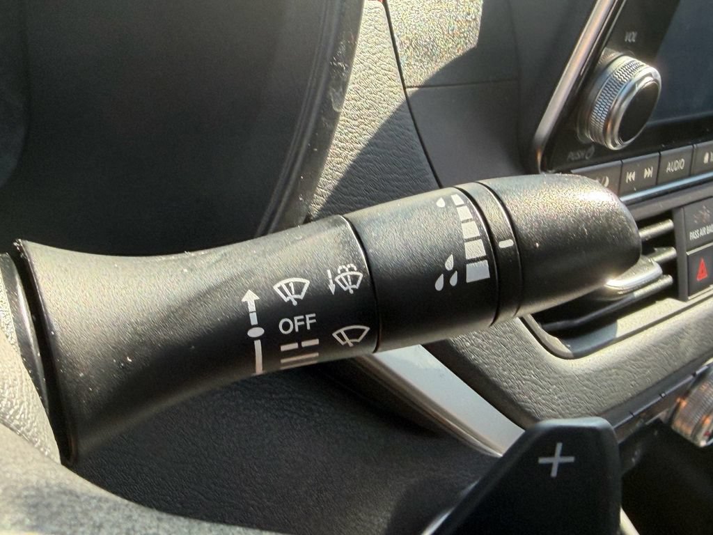 Used 2021 Nissan Altima 2.5 SR FWD image 24