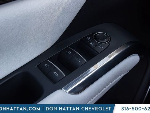 Used 2025 Chevrolet Traverse High Country w/ LPO, Floor Liner Package FWD image 11