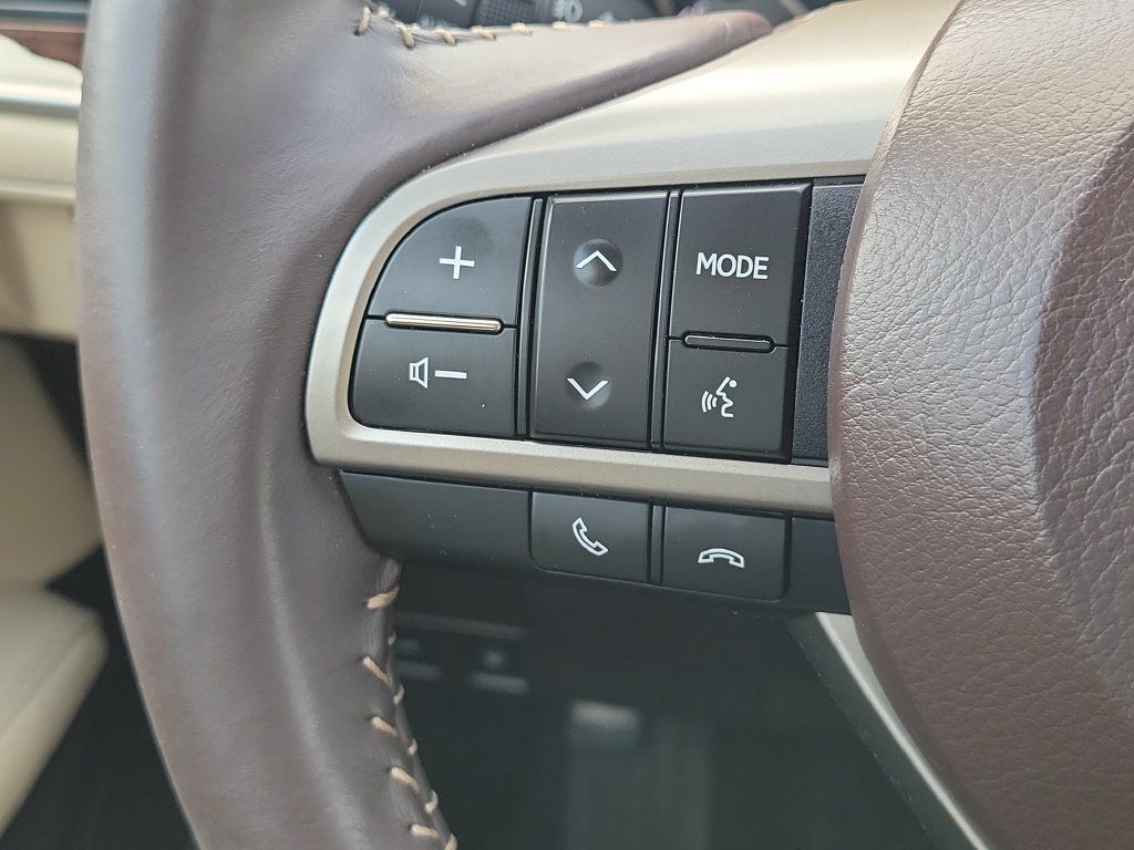 Used 2017 Lexus ES 350 w/ Premium Package FWD image 9