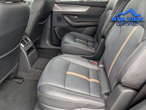 Used 2025 MAZDA CX-90 3.3 Turbo w/ Premium Plus Pkg image 13