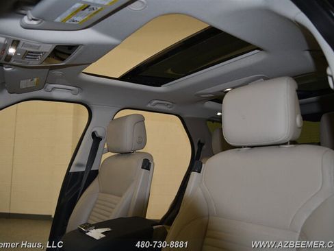 Used 2022 Land Rover Discovery S image 41