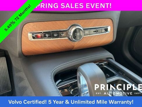 Certified 2024 Volvo XC90 T8 Core image 23