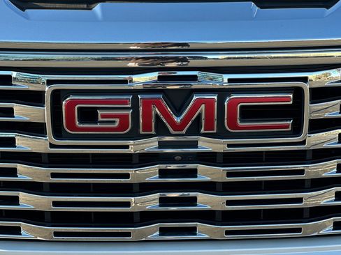 Used 2023 GMC Sierra 1500 Denali w/ Denali Reserve Package image 49