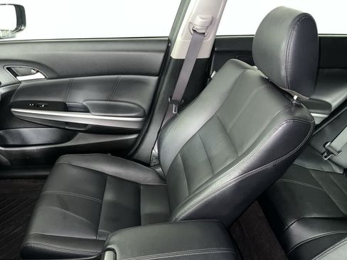 Used 2015 Honda Crosstour EX-L image 26