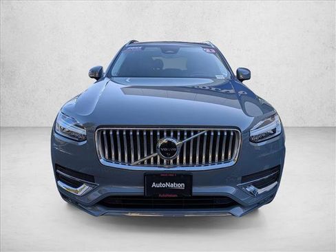 Certified 2023 Volvo XC90 B5 Plus w/ Protection Package Premier AWD/4WD image 2