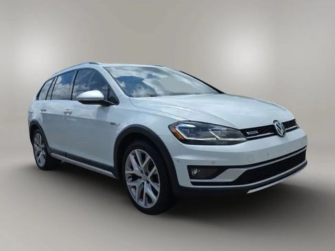 Used 2019 Volkswagen Golf Alltrack SEL AWD/4WD image 3