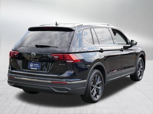 Certified 2023 Volkswagen Tiguan SE AWD/4WD image 7