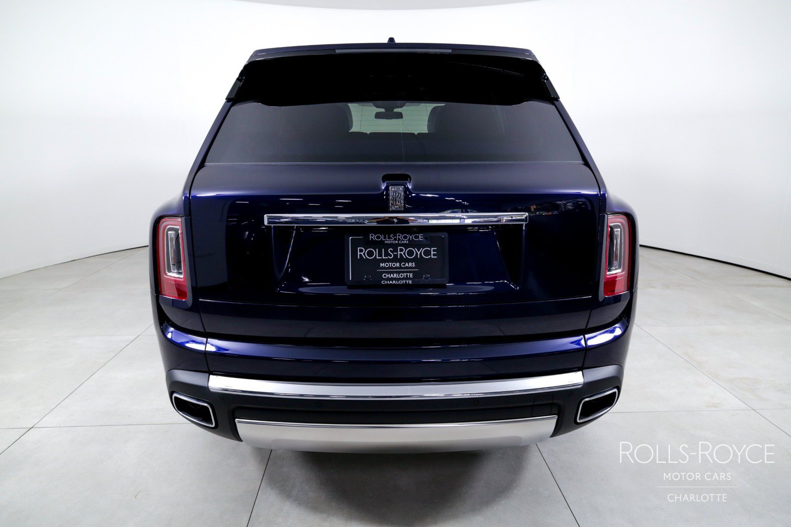 Certified 2024 Rolls-Royce Cullinan AWD/4WD image 9