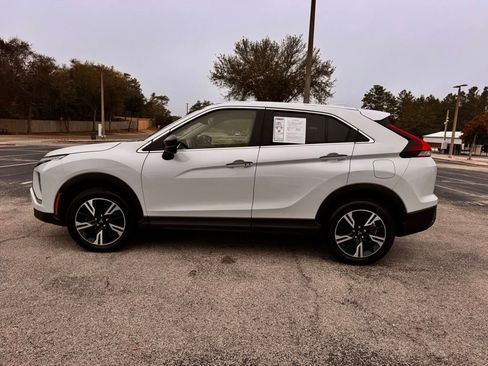 Used 2023 Mitsubishi Eclipse Cross SE image 4