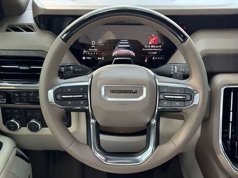 New 2026 GMC Yukon Denali w/ Denali Reserve Package AWD/4WD image 21