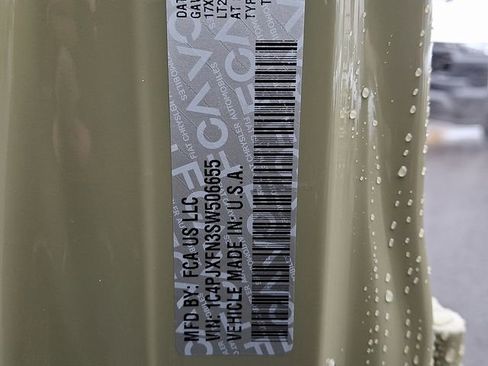 New 2025 Jeep Wrangler Unlimited Rubicon w/ Convenience Group image 16