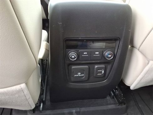 Certified 2023 Buick Enclave Essence w/ Experience Buick Package image 22