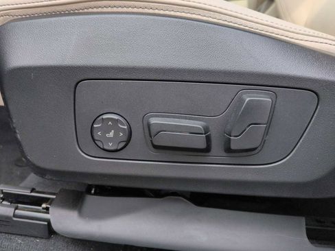 Certified 2023 BMW X1 xDrive28i w/ Premium Package image 18