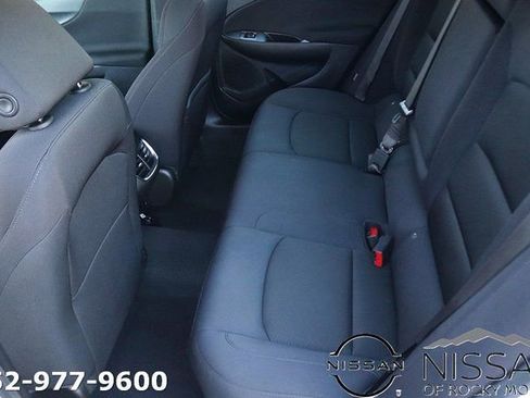 Used 2024 Chevrolet Malibu LT image 15