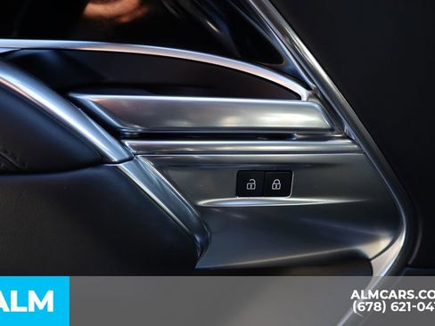 Used 2023 Land Rover Range Rover Autobiography image 15