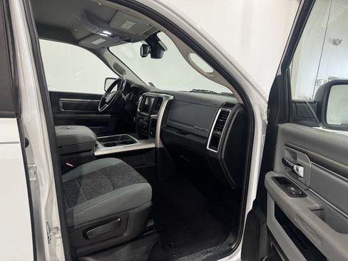 Used 2018 RAM 1500 Big Horn AWD/4WD image 23
