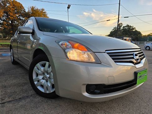 Used 2009 Nissan Altima 2.5 S FWD image 41