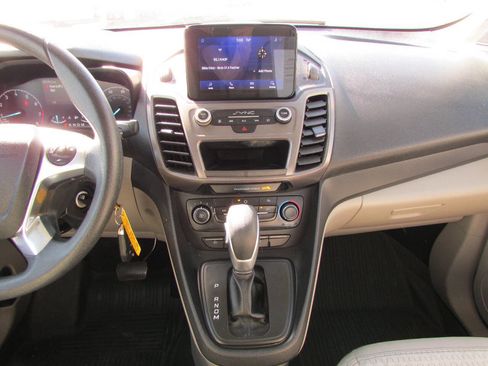 Used 2021 Ford Transit Connect XLT image 17