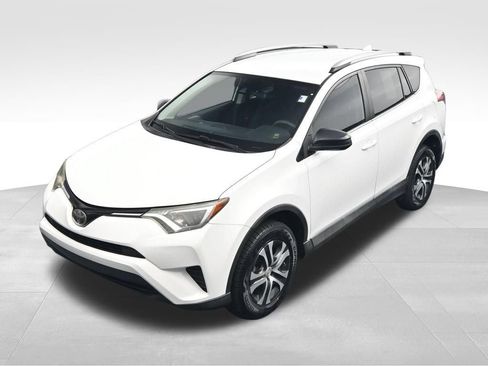 Used 2017 Toyota RAV4 LE FWD image 35