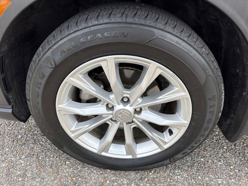 Used 2024 Honda CR-V EX-L image 10