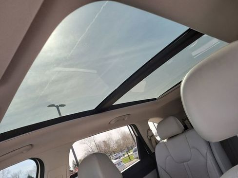 Used 2021 Kia Sorento EX w/ Panoramic Sunroof Package image 36