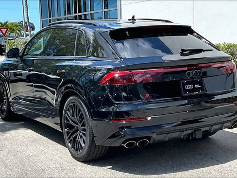 New 2026 Audi SQ8 Premium Plus image 7