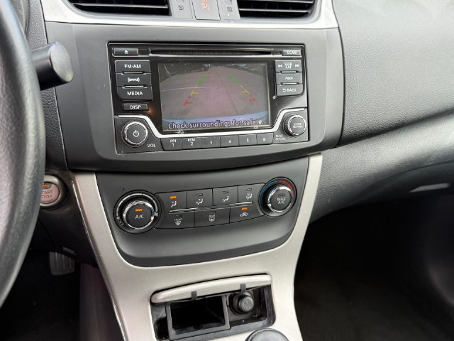 Used 2015 Nissan Sentra SV FWD image 20