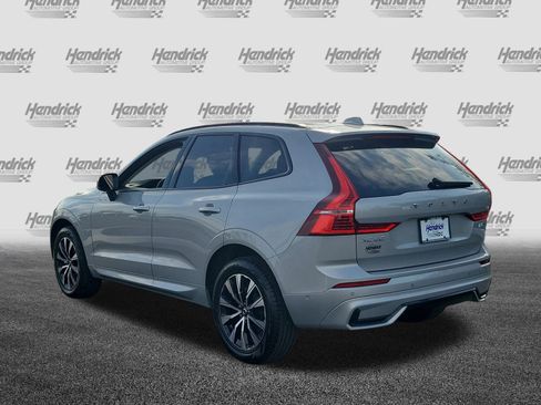 Certified 2025 Volvo XC60 B5 Plus image 6