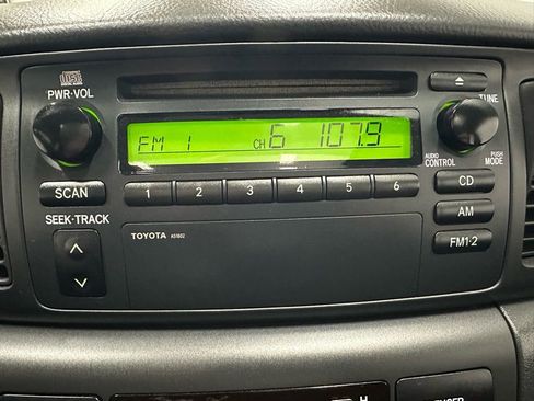 Used 2004 Toyota Corolla CE image 25