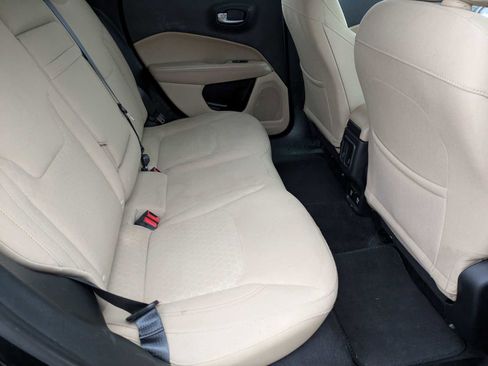 Used 2018 Jeep Compass Sport w/ Tech Group image 17