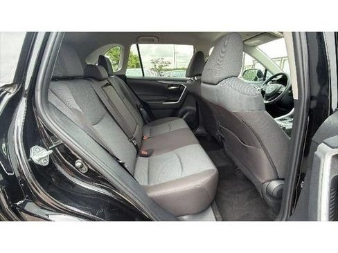 Certified 2025 Toyota RAV4 XLE FWD image 37