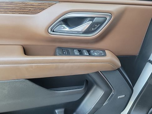 Used 2021 Chevrolet Tahoe High Country image 20