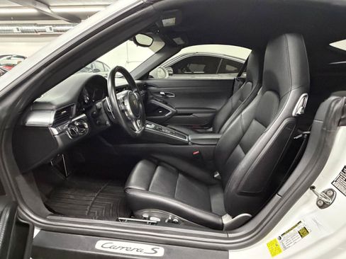 Used 2016 Porsche 911 Carrera S RWD image 7