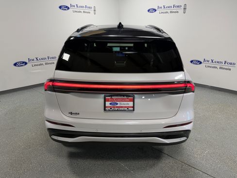 Used 2024 Lincoln Nautilus Black Label w/ Jet Appearance Package (87T) image 31