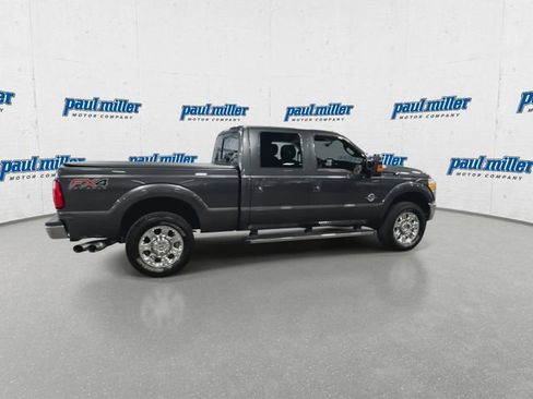 Used 2016 Ford F250 Lariat w/ Lariat Ultimate Package AWD/4WD image 12