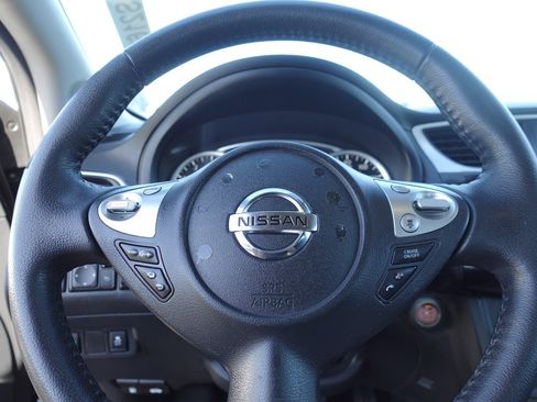 Used 2019 Nissan Sentra SV w/ Special Edition Package FWD image 14