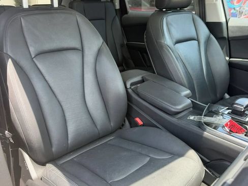 Used 2017 Audi Q7 2.0T Premium AWD/4WD image 23